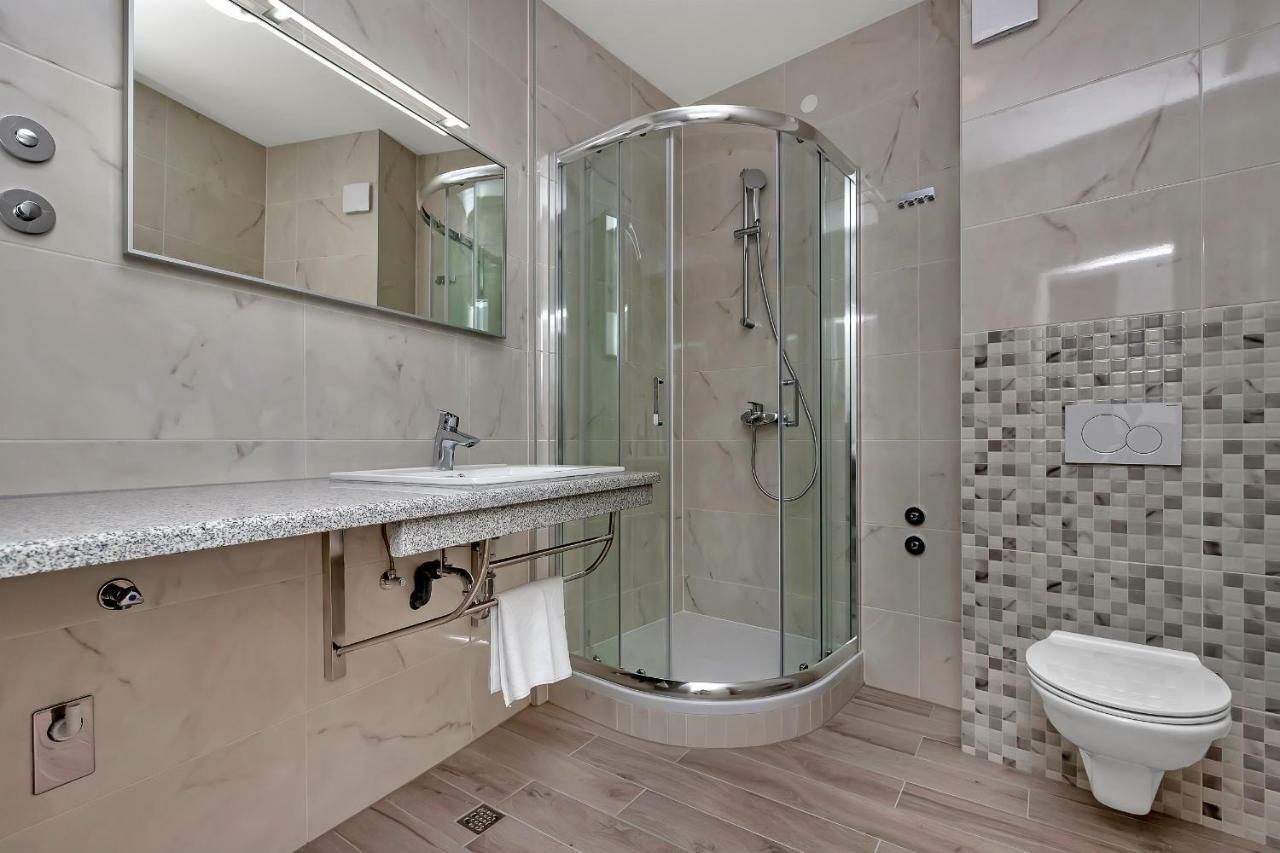 Apartmani Daniela Подгора Экстерьер фото
