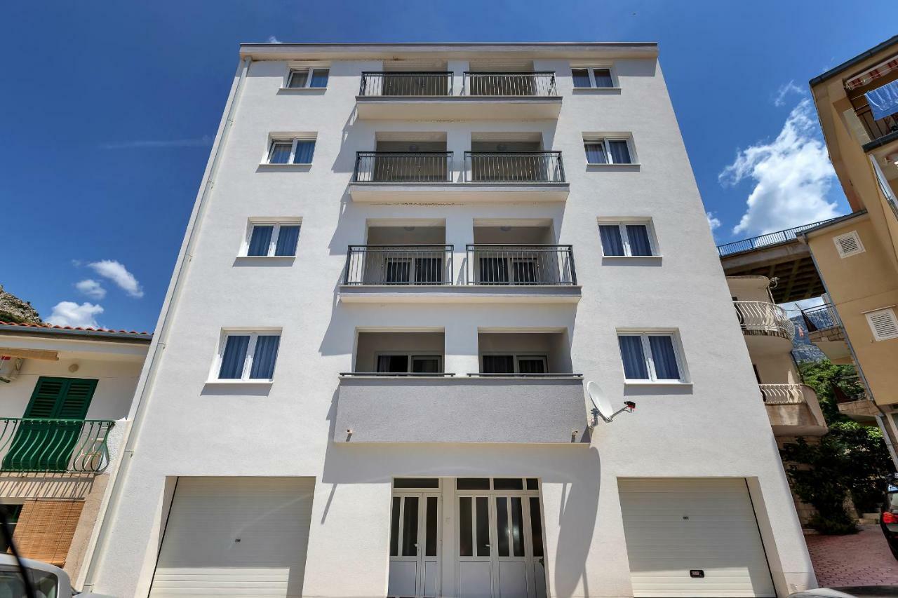 Apartmani Daniela Подгора Экстерьер фото