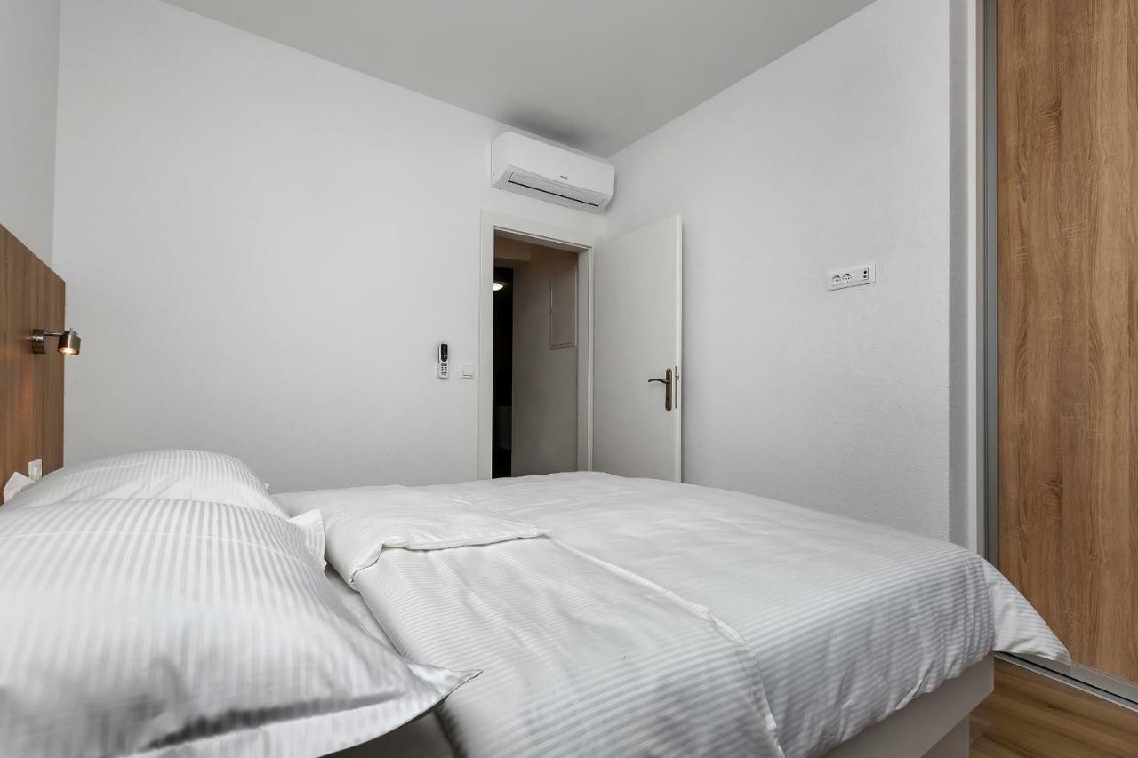 Apartmani Daniela Подгора Экстерьер фото