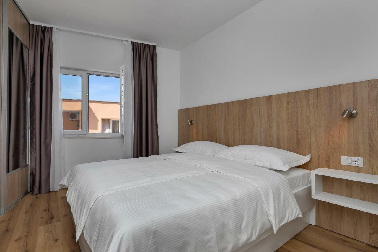 Apartmani Daniela Подгора Экстерьер фото